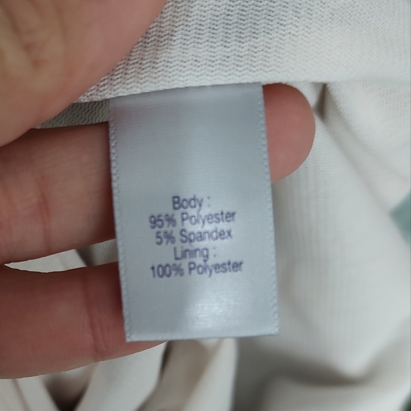 Jennifer Lopez Cream Black Printed Dress - Picture 8 of 9